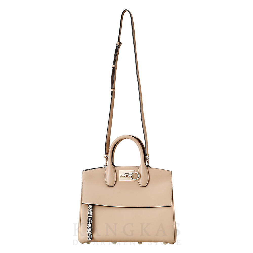 FERRAGAMO(USED)페레가모 간치니 스튜디오백