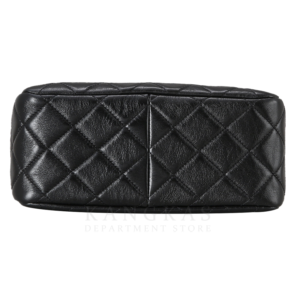 CHANEL(NEW)샤넬 시즌 체인 크로스백  (새상품) NEW PRODUCT