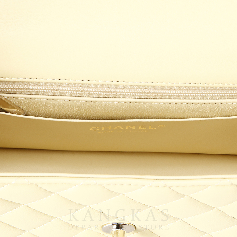 CHANEL(NEW)샤넬 클래식 뉴미니 탑 핸들백 (새상품) NEW PRODUCT