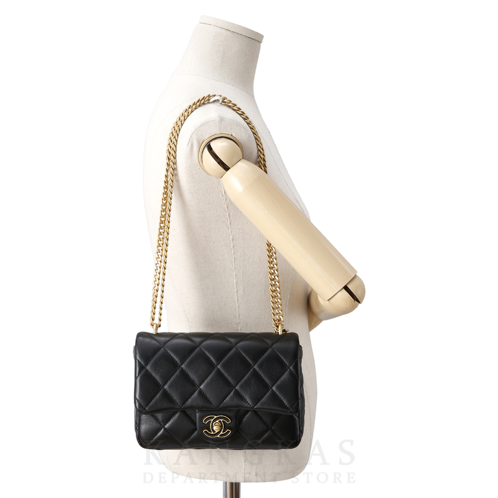 CHANEL(NEW)샤넬 뉴 로고시즌 체인 숄더백@