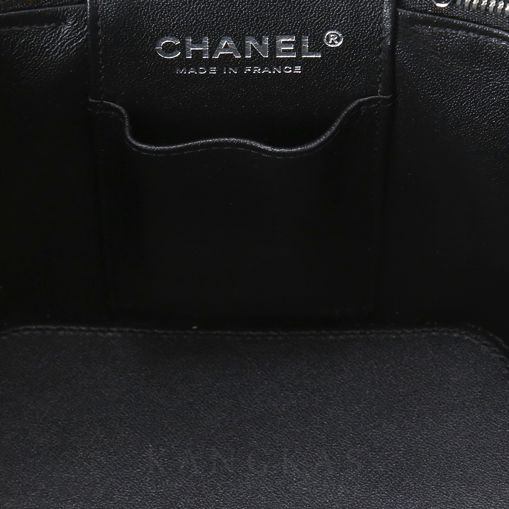 CHANEL(NEW)샤넬 캐비어 베니티 탑 핸들백 (새상품) NEW PRODUCT