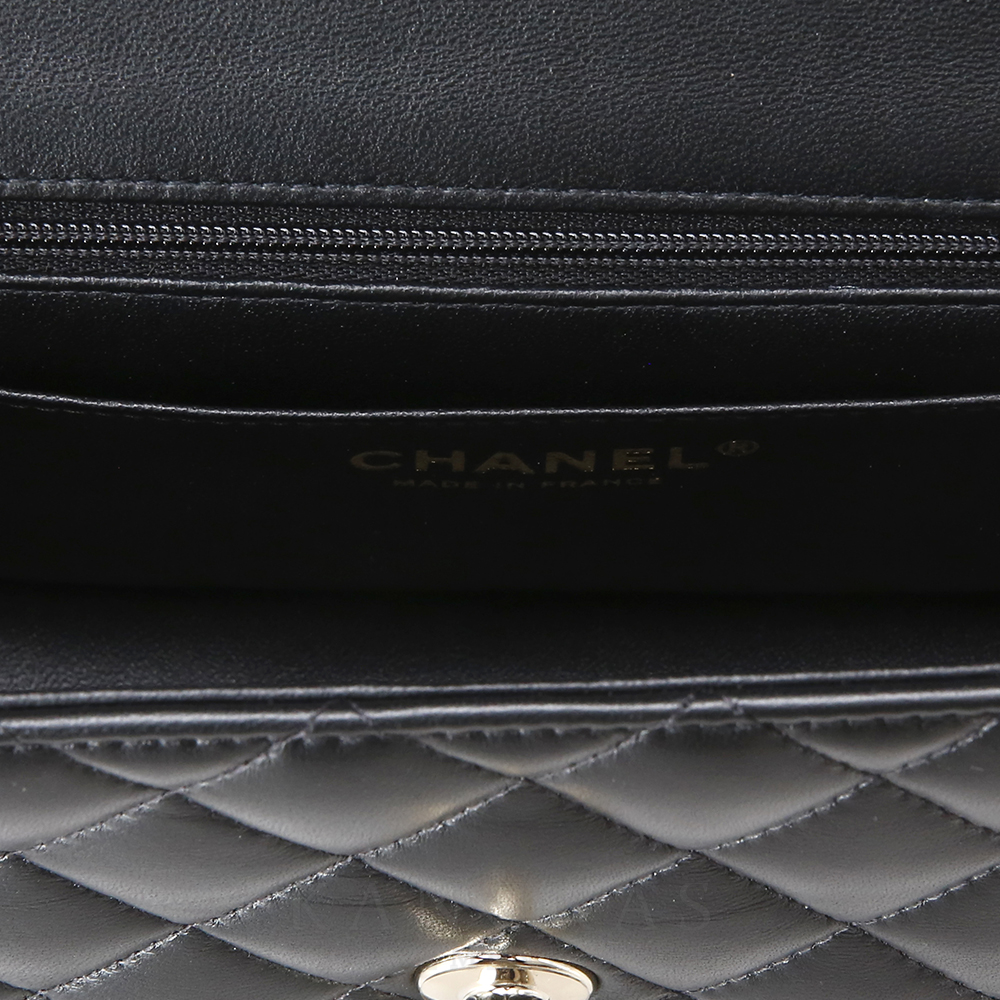 CHANEL(USED)샤넬 클래식 뉴미니 탑 핸들백