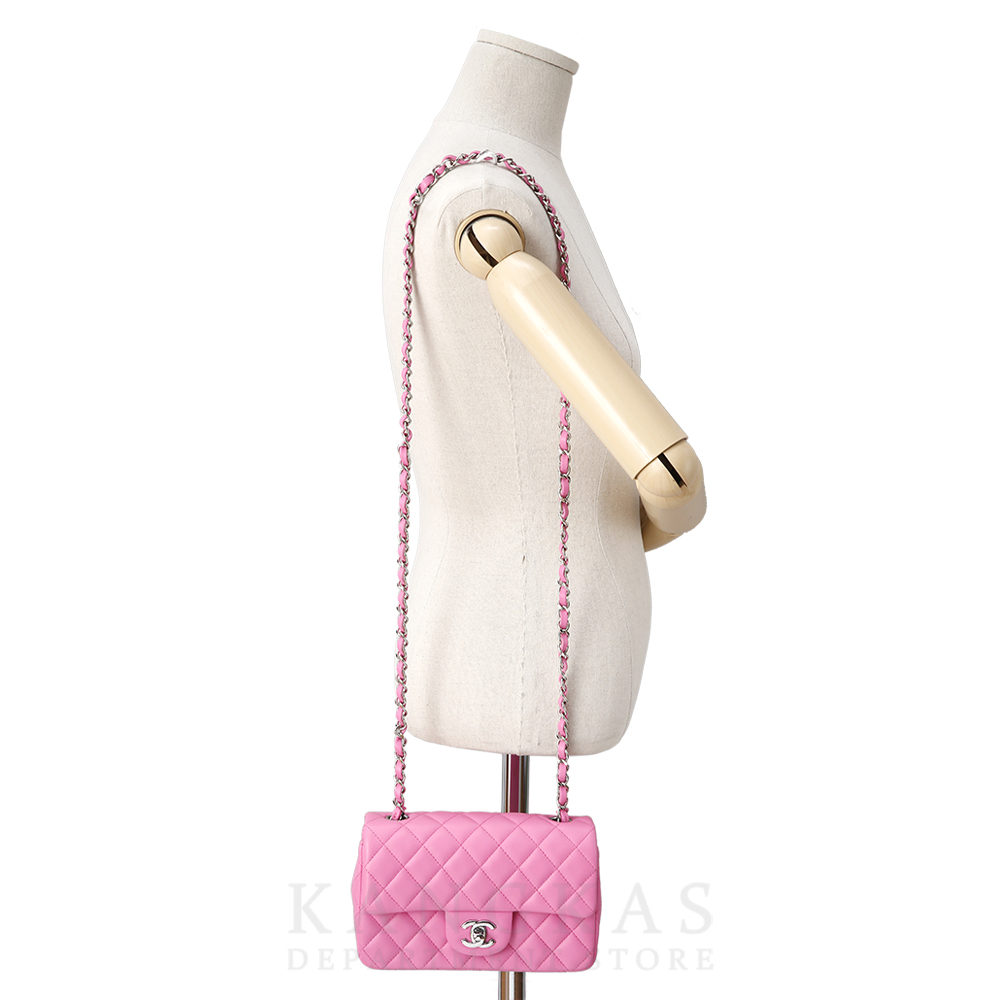 CHANEL(USED)샤넬 클래식 램스킨 뉴미니