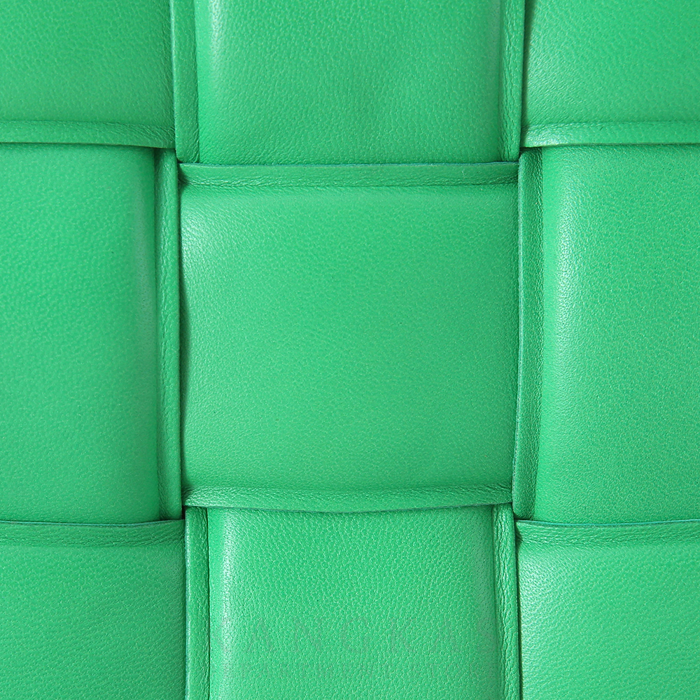 BOTTEGA VENETA(USED)보테가베네타 패딩 카세트 체인백