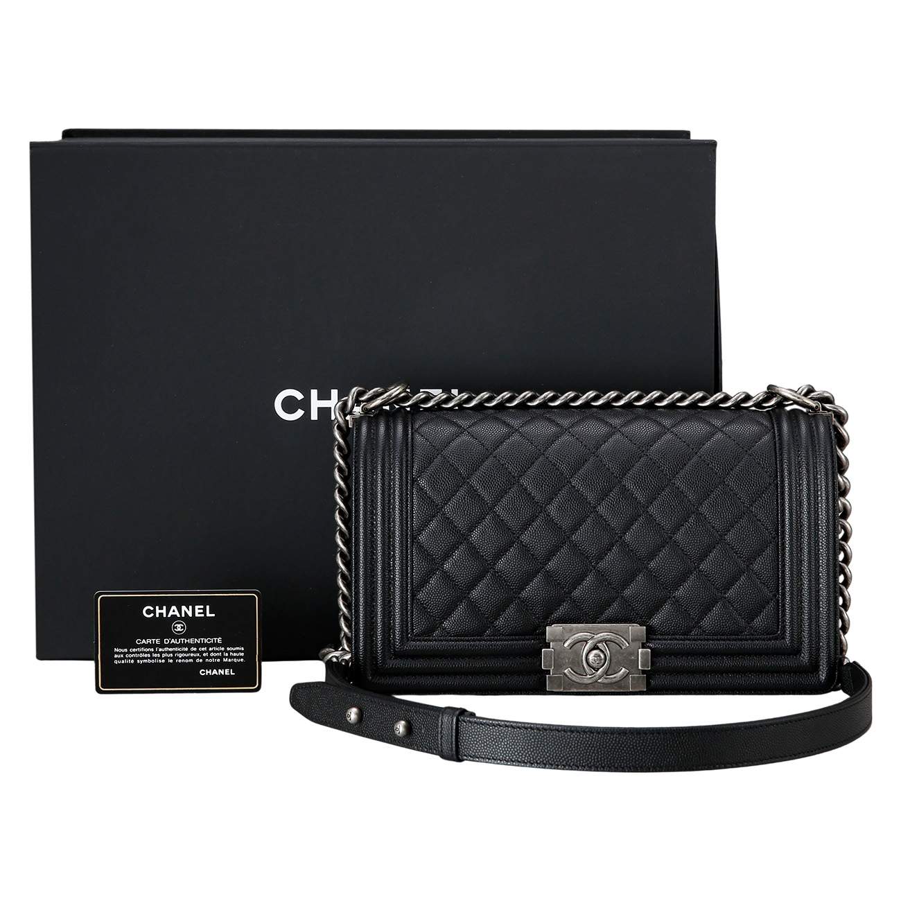 CHANEL(USED)샤넬 보이샤넬 캐비어 미듐 은장