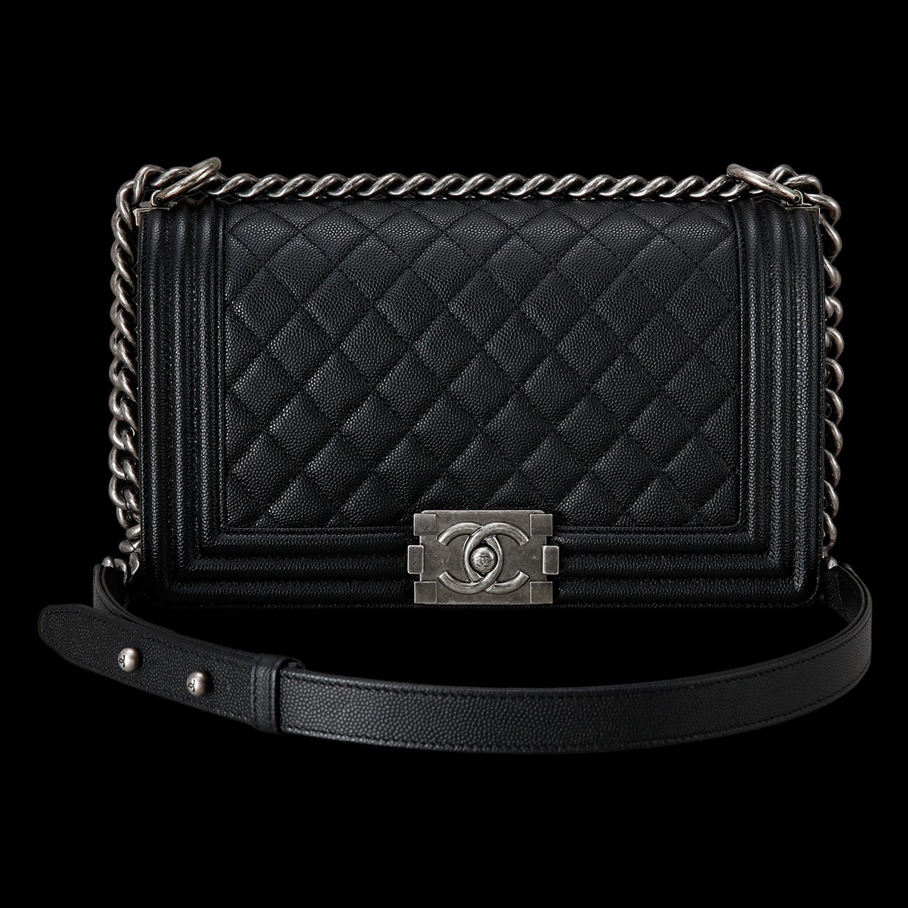 CHANEL(USED)샤넬 보이샤넬 캐비어 미듐 은장