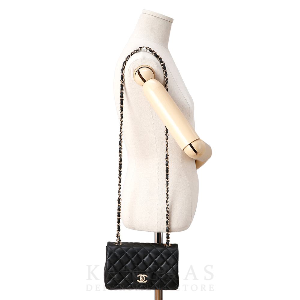 CHANEL(USED)샤넬 클래식 램스킨 뉴미니