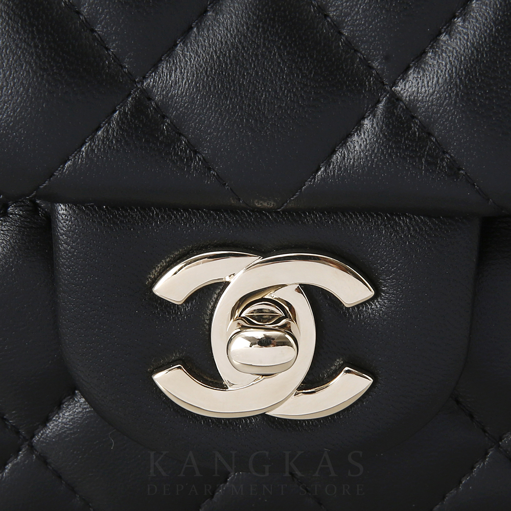 CHANEL(USED)샤넬 클래식 램스킨 뉴미니