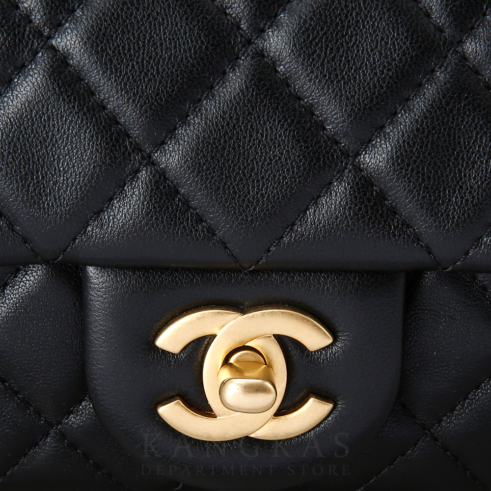 CHANEL(USED)샤넬 클래식 뉴미니 골든볼
