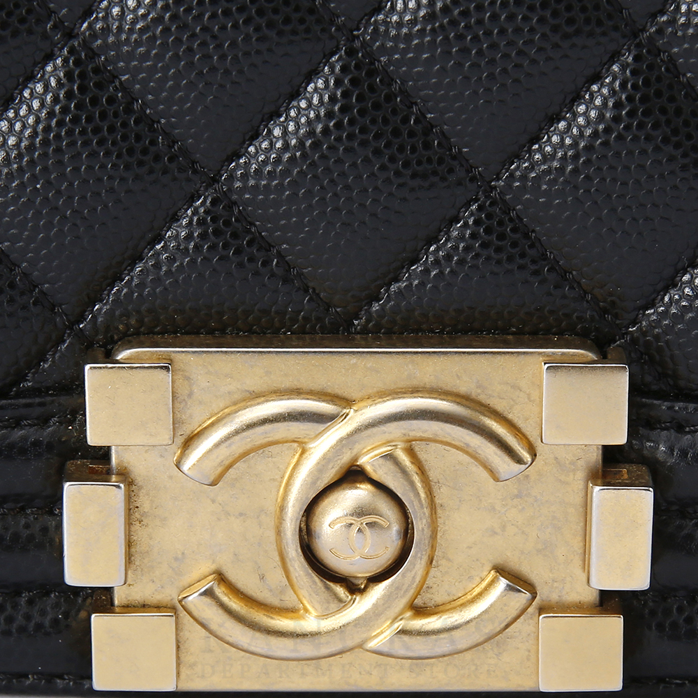 CHANEL(USED)샤넬 보이샤넬 캐비어 미듐 금장