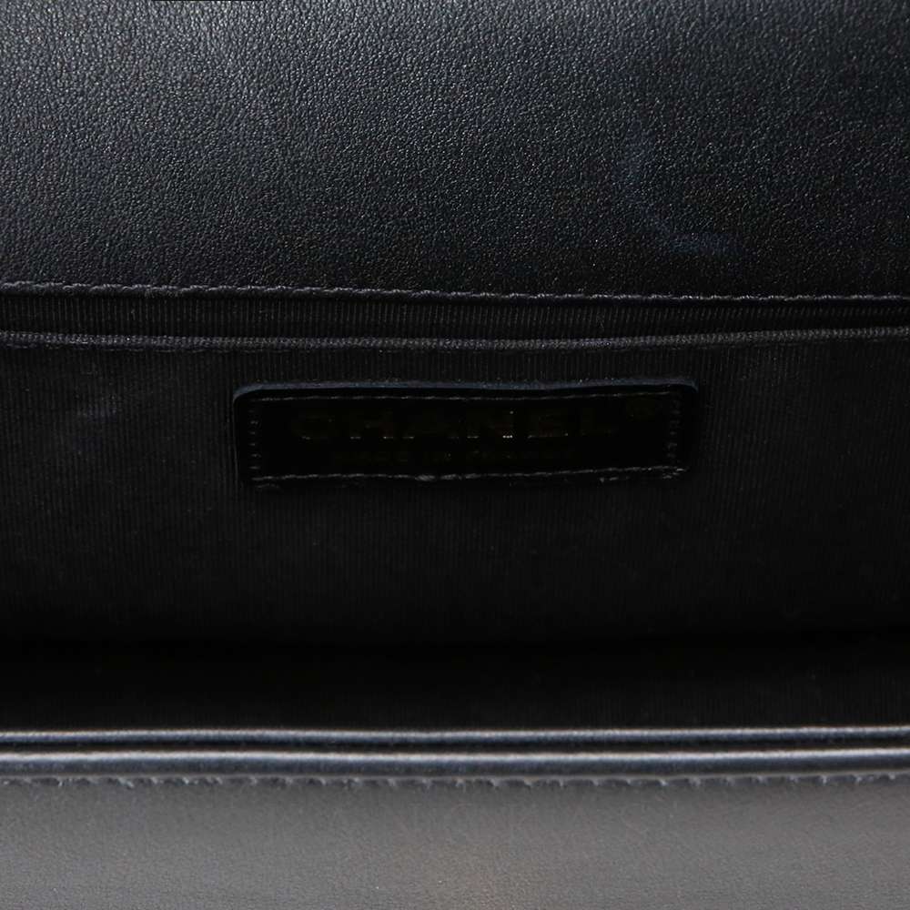 CHANEL(USED)샤넬 보이샤넬 쉐브론 램스킨 미듐