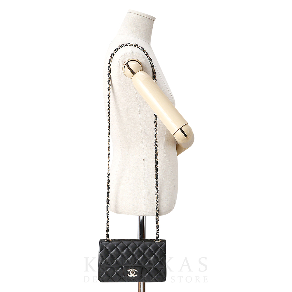 CHANEL(USED)샤넬 클래식 램스킨 뉴미니