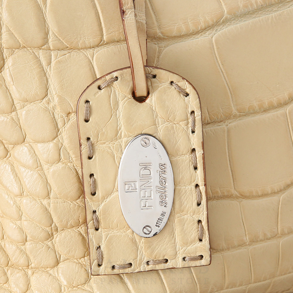 FENDI(USED)펜디 엘리게이터 셀러리아 닥터백