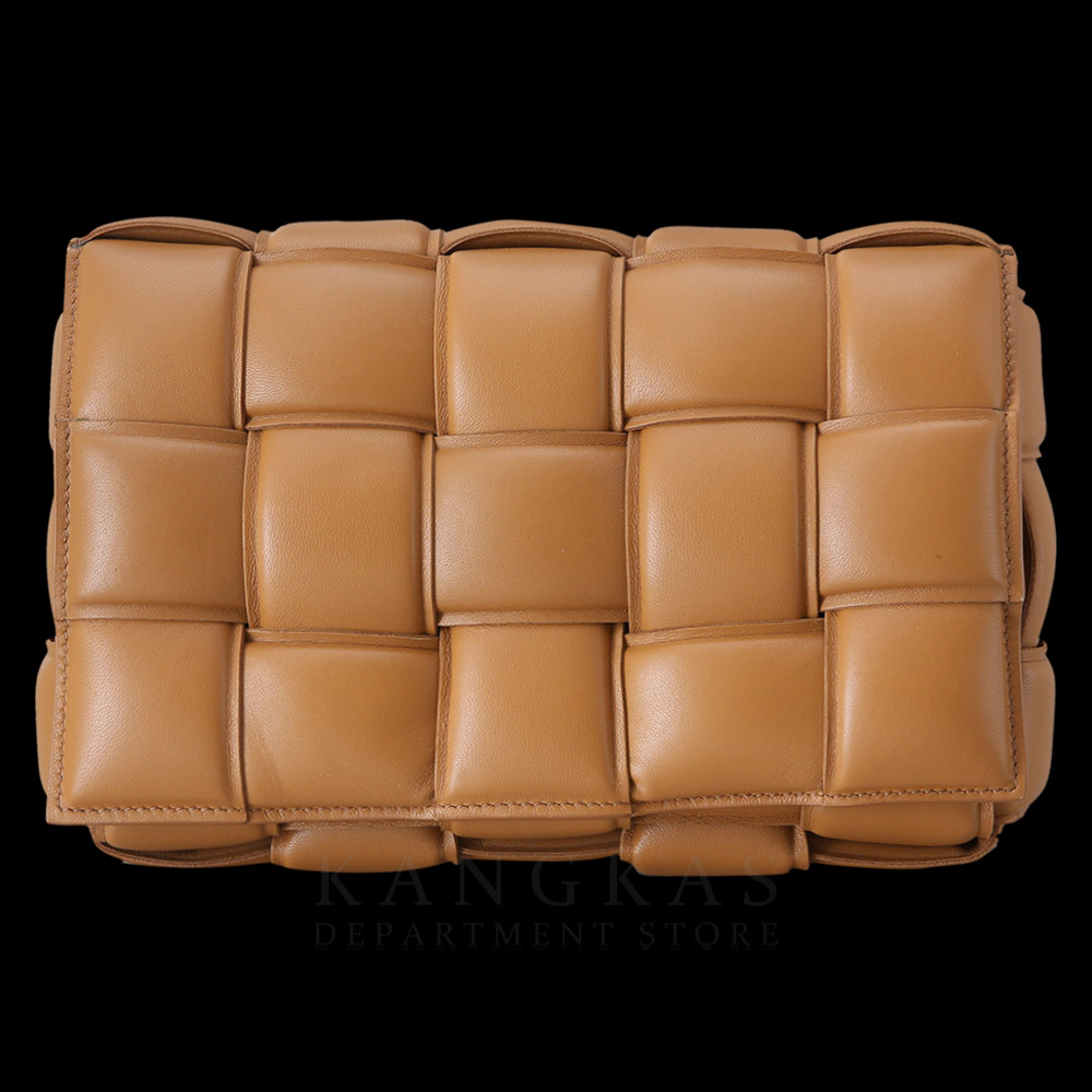 BOTTEGA VENETA(USED)보테가베네타 패딩 카세트백