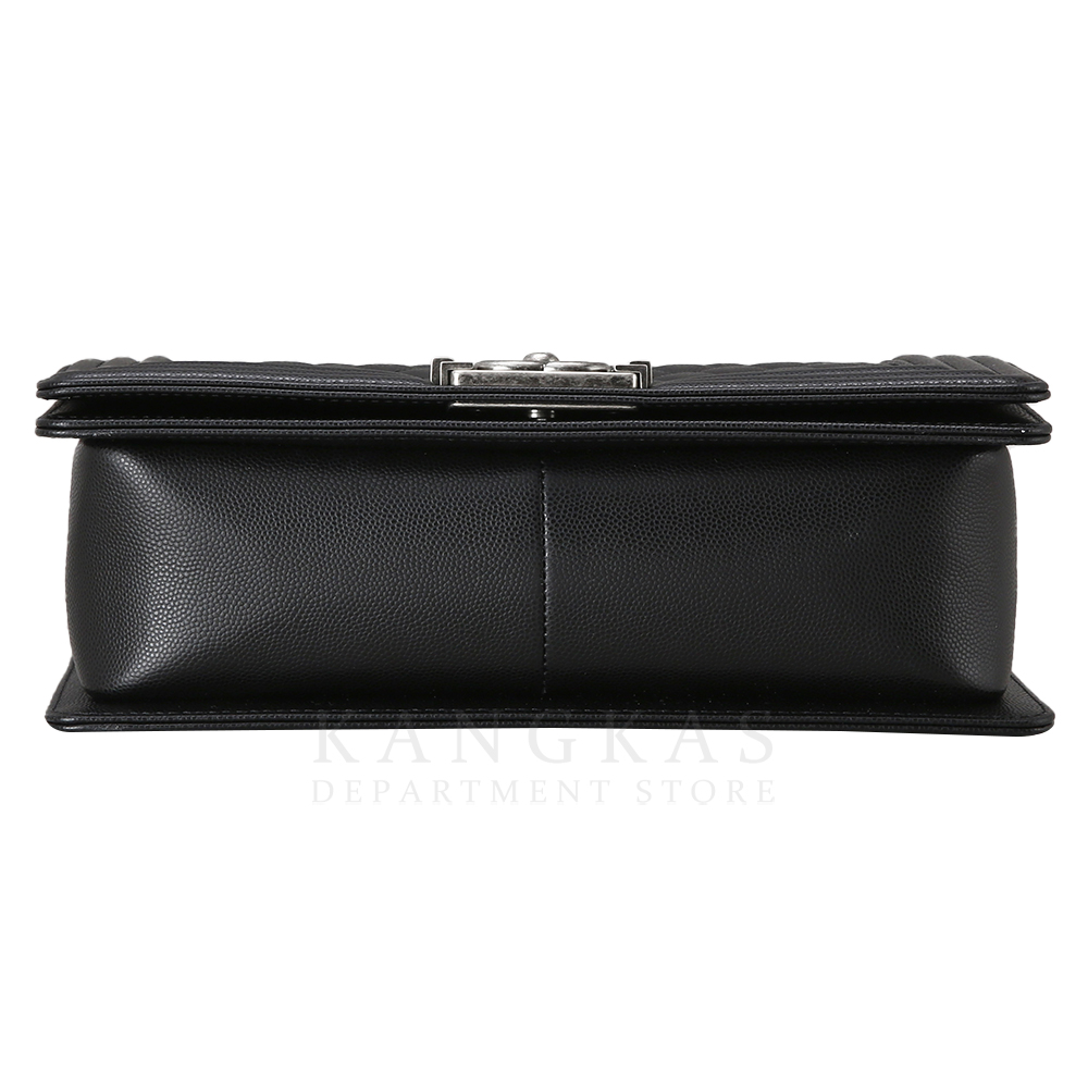 CHANEL(USED)샤넬 보이샤넬 캐비어 미듐 은장