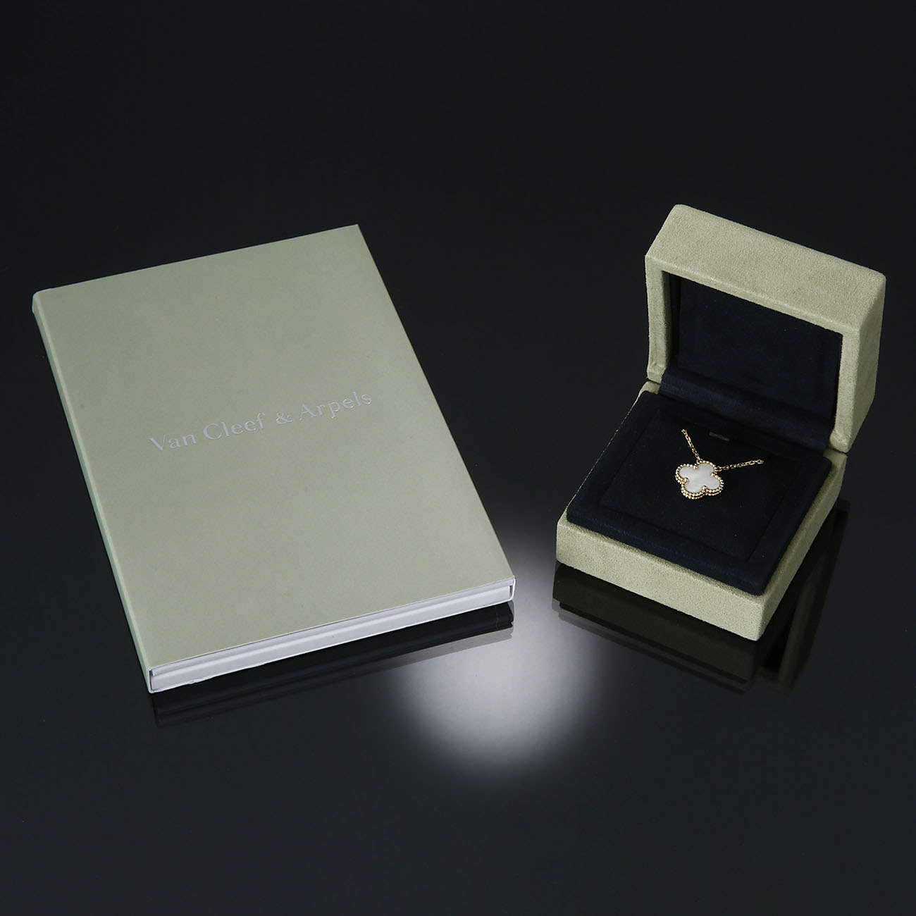 Van Cleef & Arpels(USED)반클리프앤아펠 빈티지 알함브라 네크리스