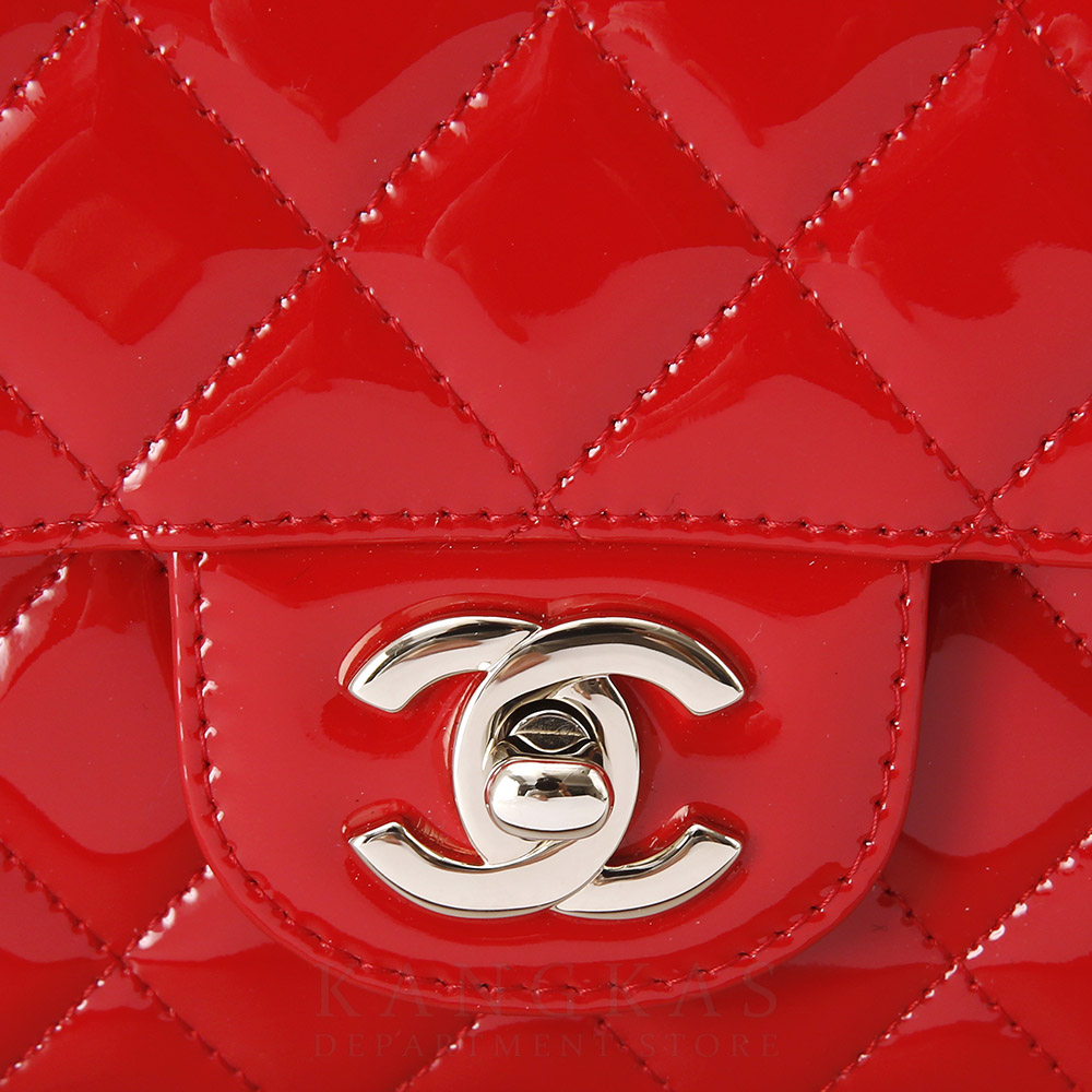 CHANEL(USED)샤넬 클래식 페이던트 뉴미니 크로스백