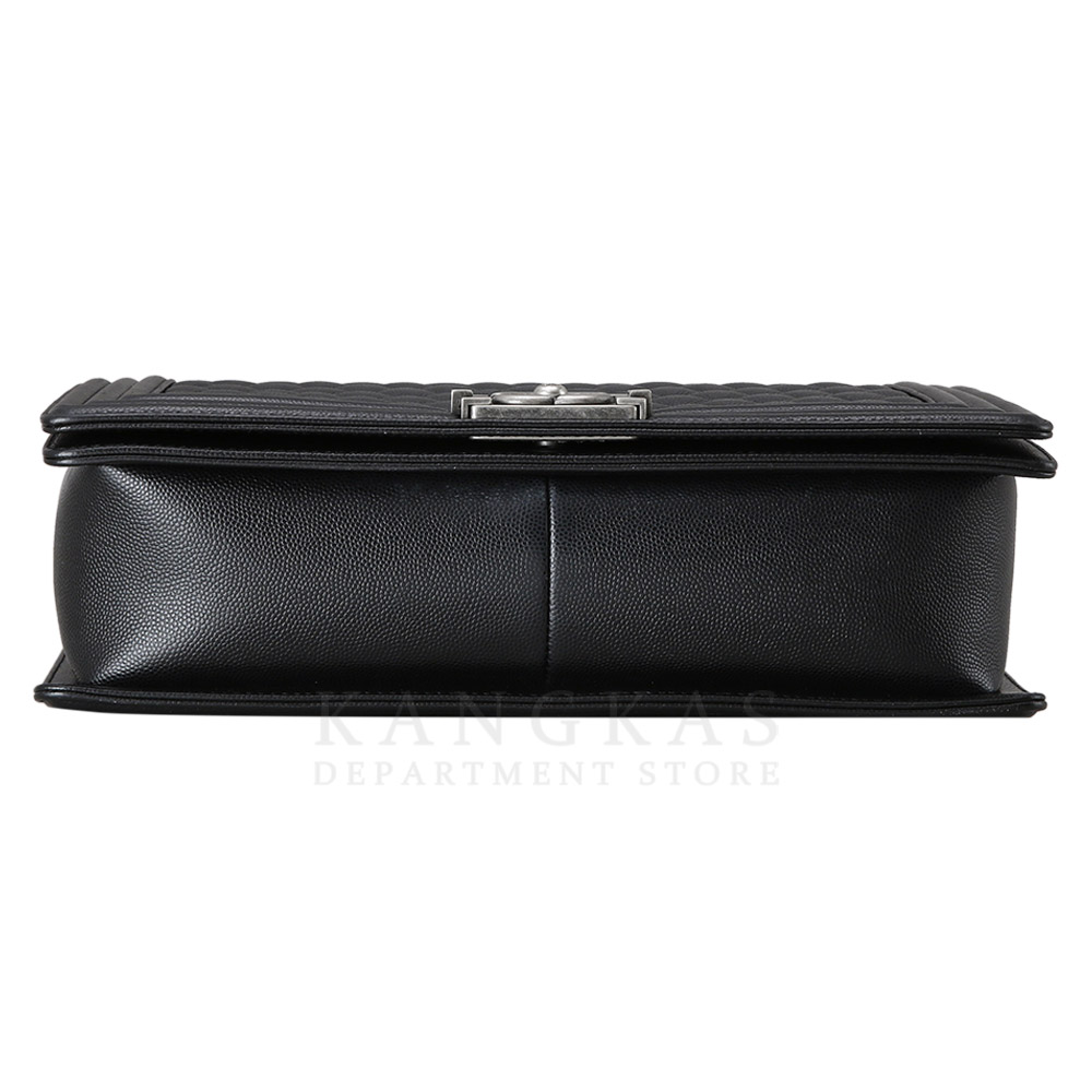 CHANEL(USED)샤넬 캐비어 보이샤넬 뉴미듐