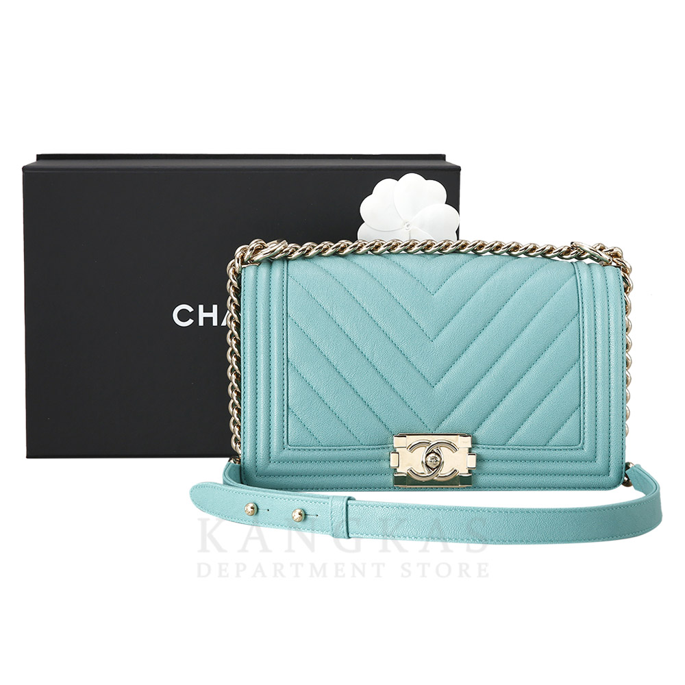 CHANEL(USED)샤넬 보이샤넬 쉐브론 미듐