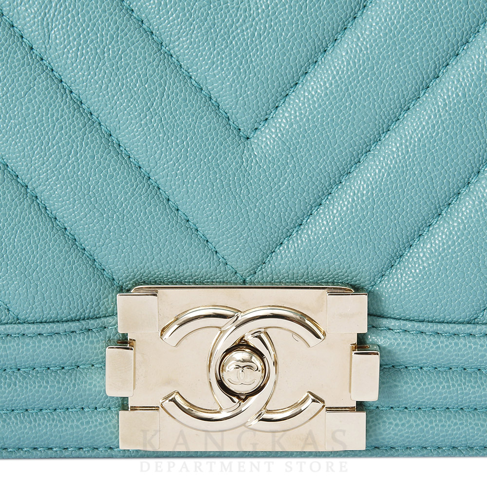 CHANEL(USED)샤넬 보이샤넬 쉐브론 미듐