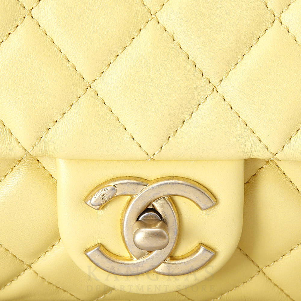 CHANEL(USED)샤넬 클래식 램스킨 뉴미니 쥬얼 체인