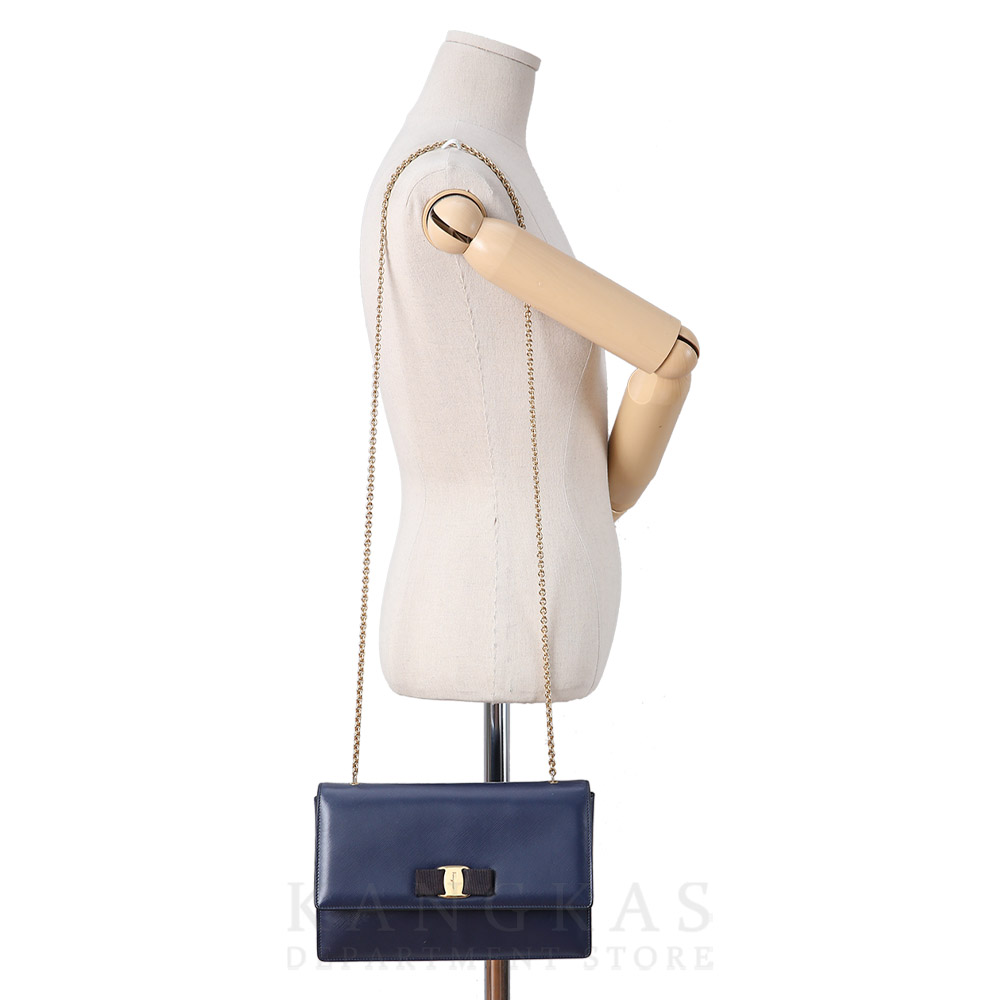 FERRAGAMO(USED)페레가모 바라리본 체인 숄더백