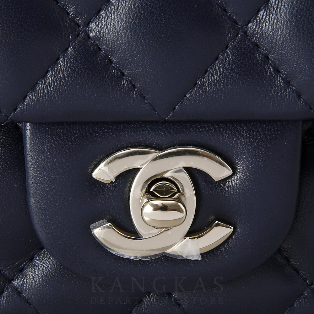 CHANEL(NEW)샤넬 클래식 램스킨 쁘띠삭 (새상품) NEW PRODUCT