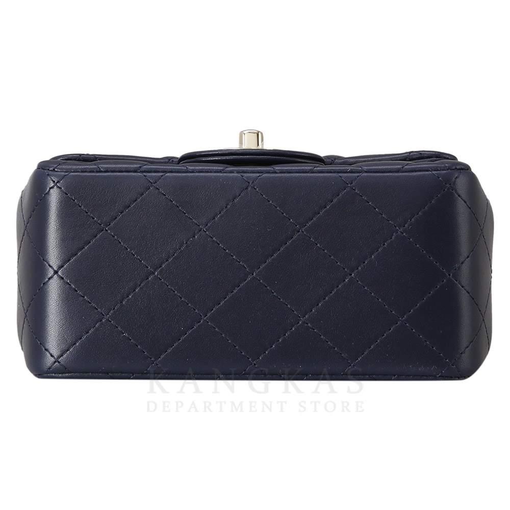 CHANEL(NEW)샤넬 클래식 램스킨 쁘띠삭 (새상품) NEW PRODUCT