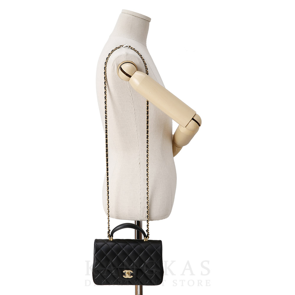 CHANEL(NEW)샤넬 클래식 램스킨 뉴미니 탑핸들 (새상품) NEW PRODUCT