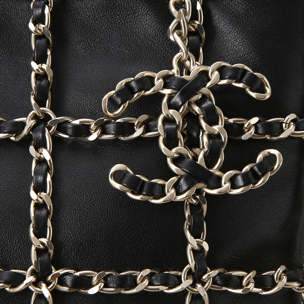 CHANEL(USED)샤넬 AS1383 체인 미디움 쇼핑백