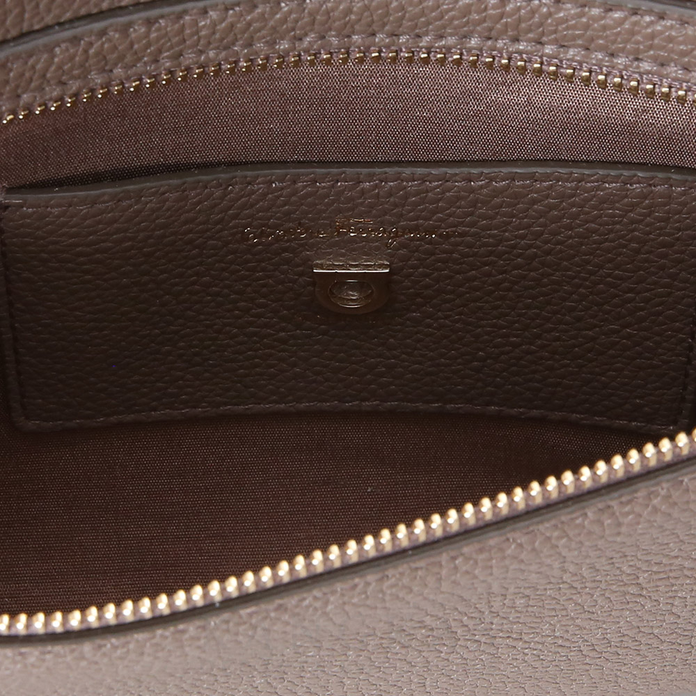 FERRAGAMO(USED)페레가모 체인 크로스백
