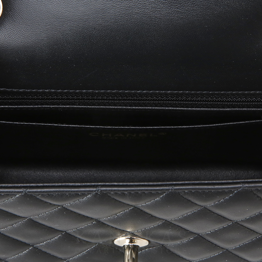 CHANEL(NEW)샤넬 클래식 램스킨 뉴미니 (새상품) NEW PRODUCT
