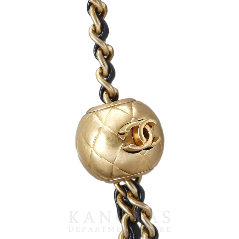 CHANEL(USED)샤넬 클래식 램스킨 쁘띠삭 골든볼