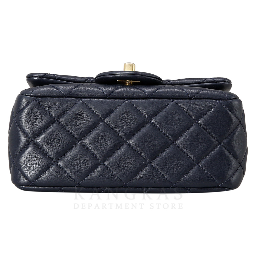 CHANEL(USED)샤넬 클래식 램스킨 쁘띠삭 골든볼