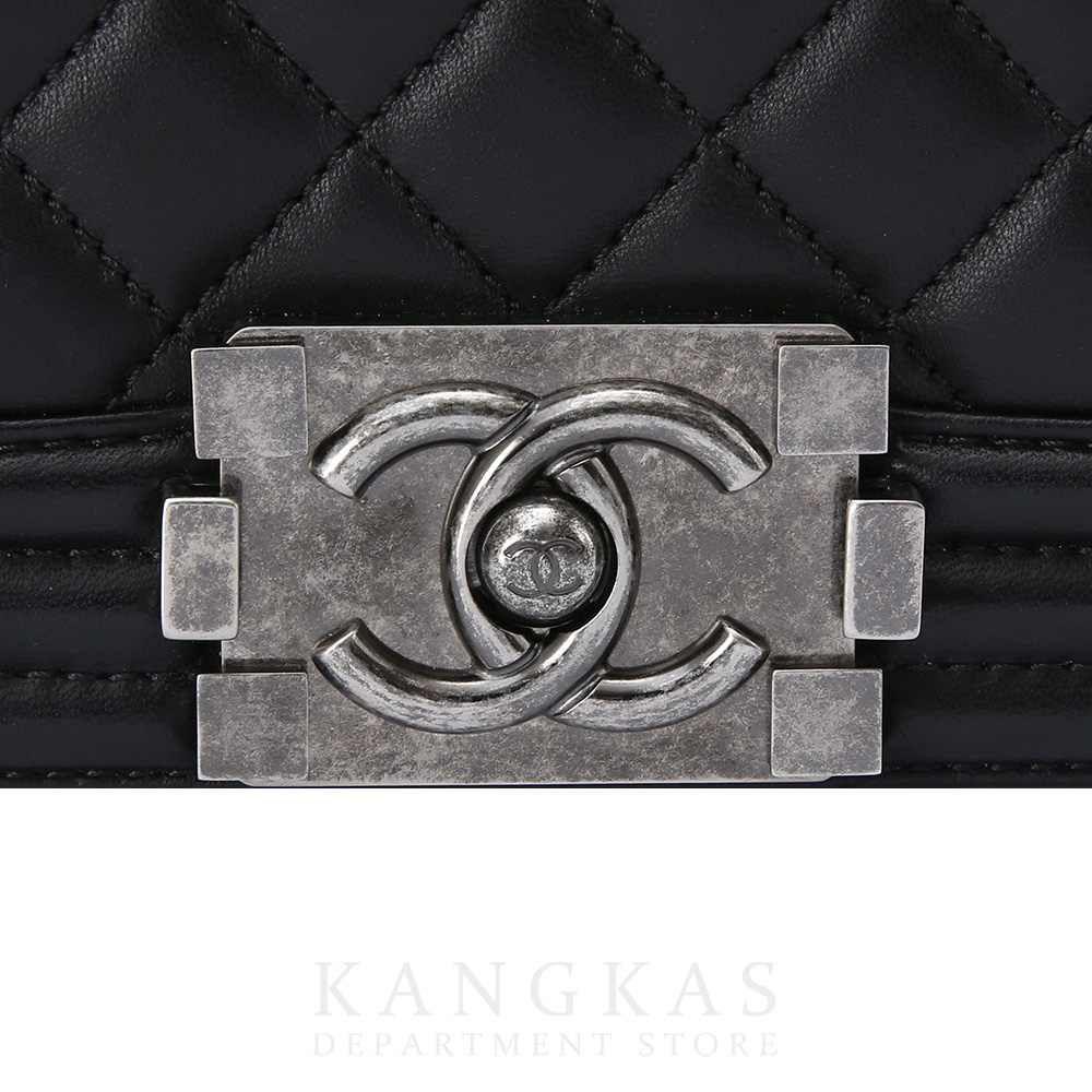 CHANEL(USED)샤넬 보이샤넬  램스킨 뉴미듐