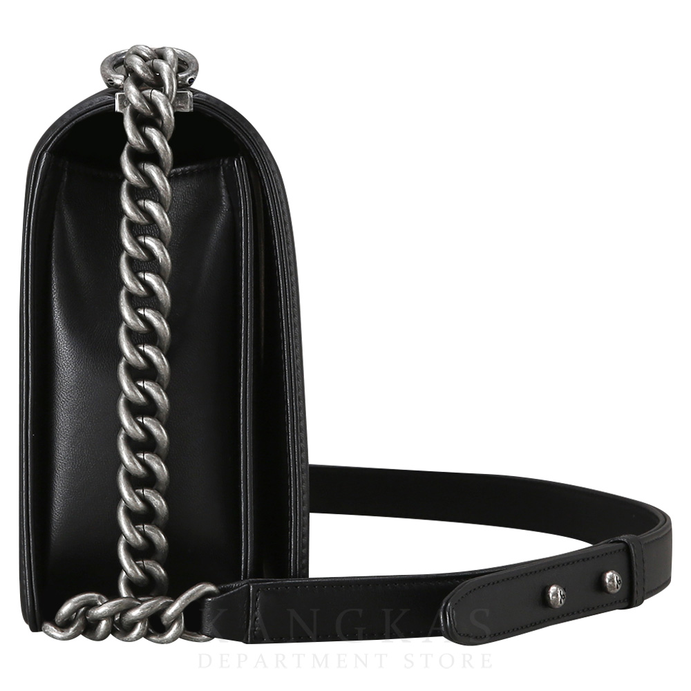 CHANEL(USED)샤넬 보이샤넬  램스킨 뉴미듐