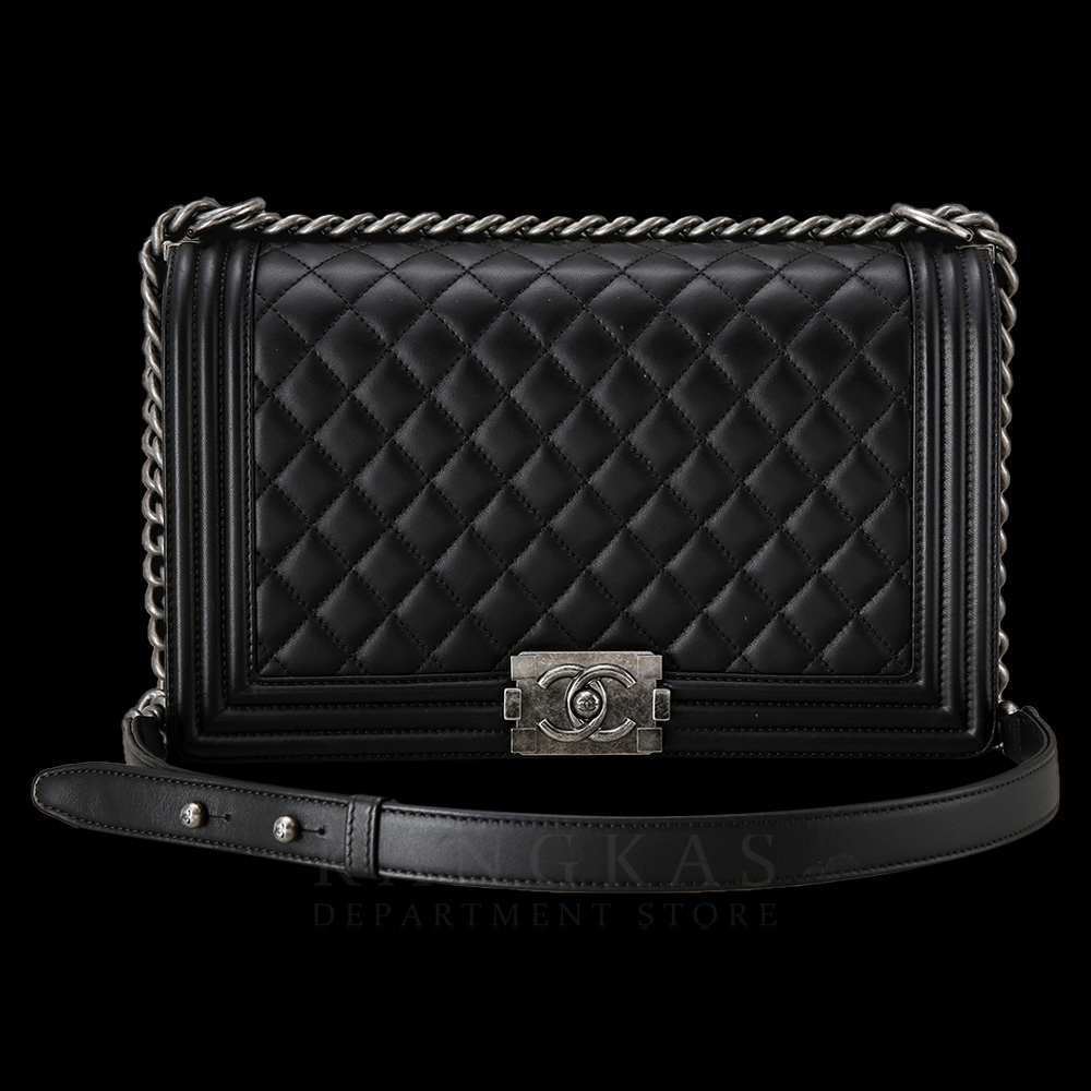 CHANEL(USED)샤넬 보이샤넬  램스킨 뉴미듐