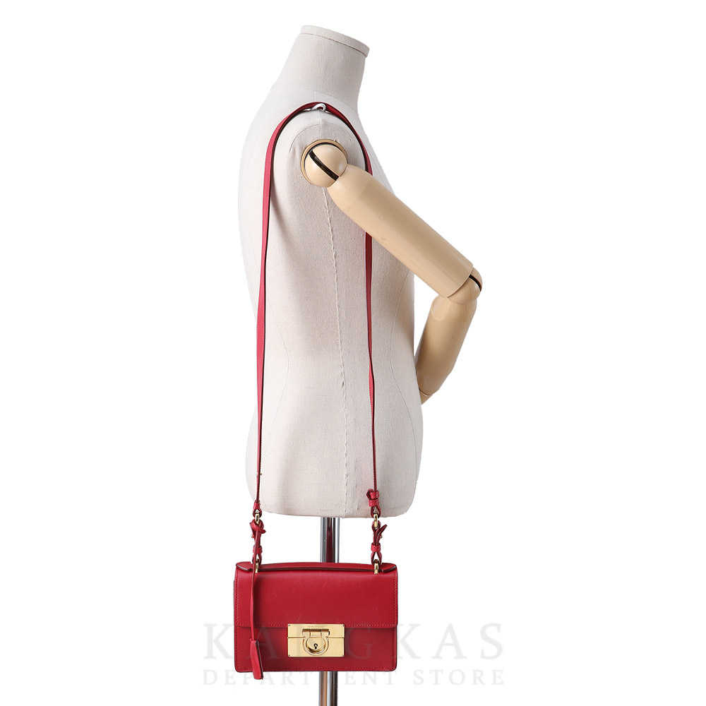 FERRAGAMO(USED)페레가모 간치니 플랩 미니 숄더백