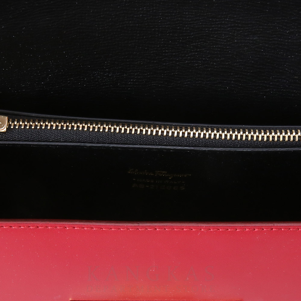 FERRAGAMO(USED)페레가모 간치니 플랩 미니 숄더백