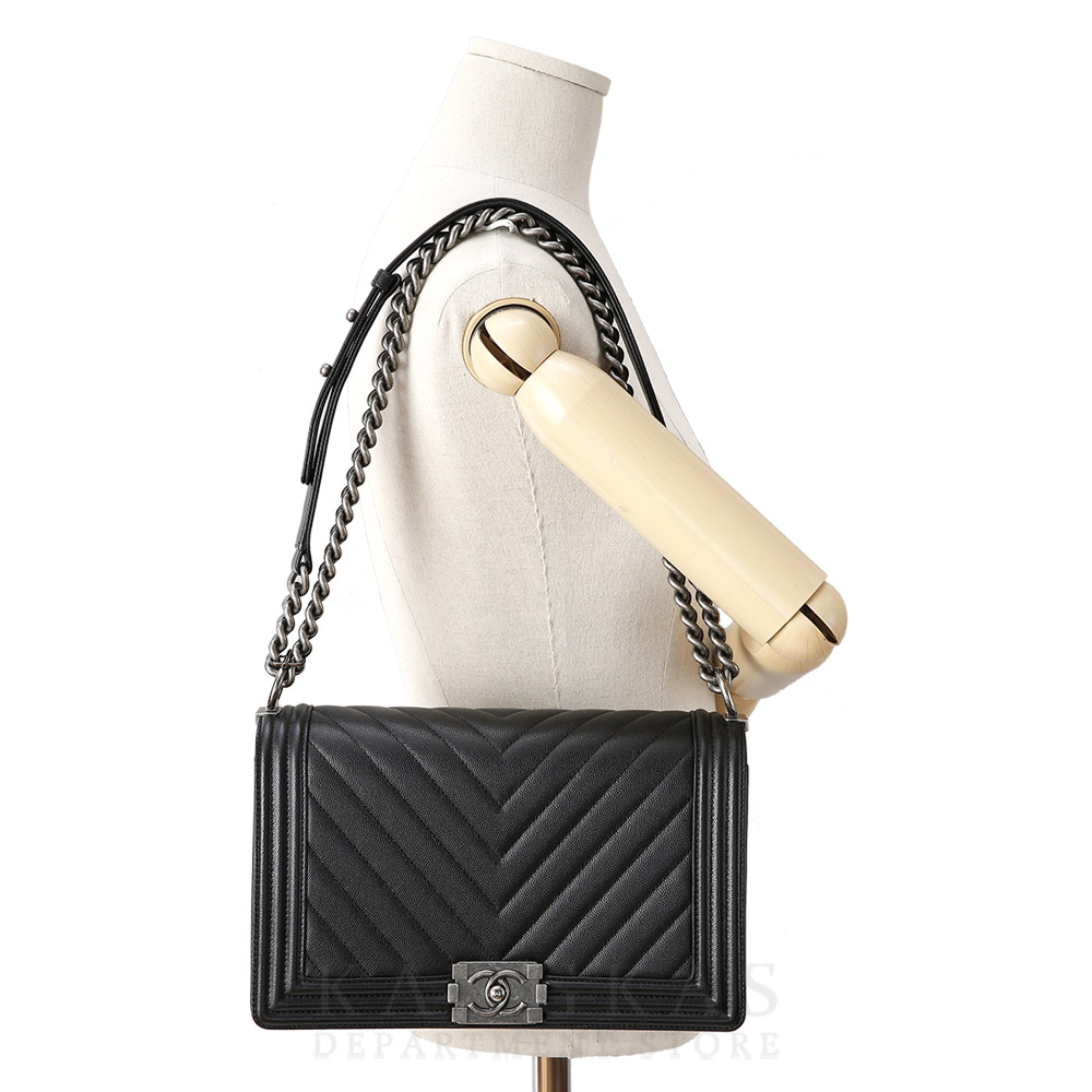 CHANEL(USED)샤넬 보이샤넬 쉐브론 뉴미듐