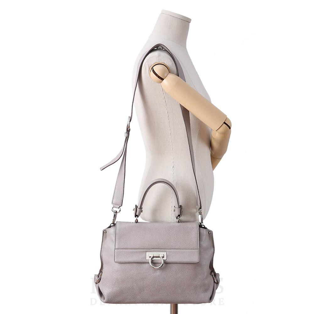 FERRAGAMO(USED)페레가모 간치니 플랩 탑 핸들백