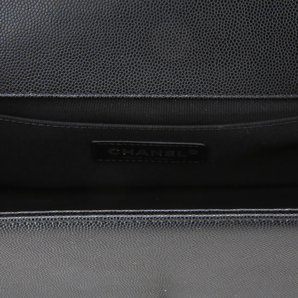 CHANEL(USED)샤넬 보이샤넬 캐비어 미듐 은장