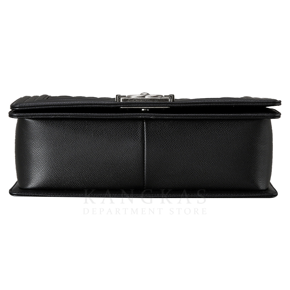 CHANEL(USED)샤넬 보이샤넬 캐비어 미듐 은장