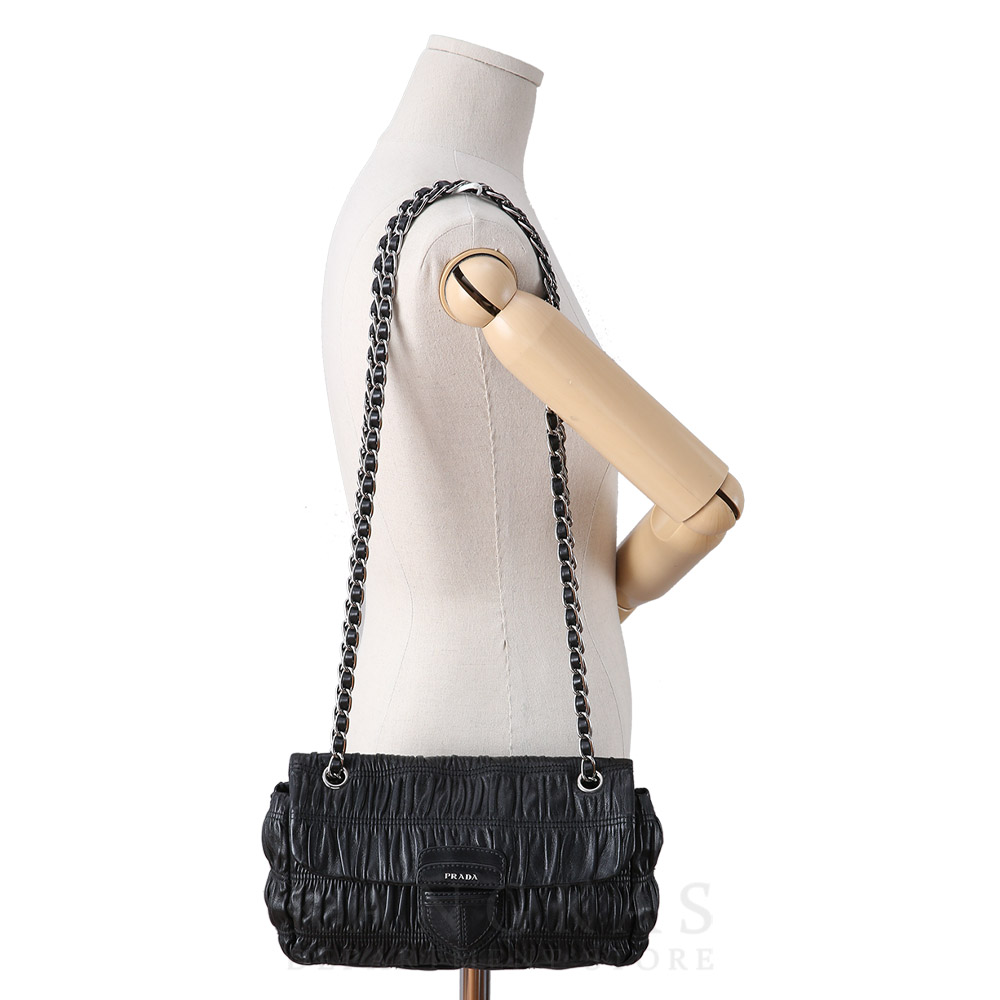 PRADA(USED)프라다  B4553C 나파 고프레체인숄더백