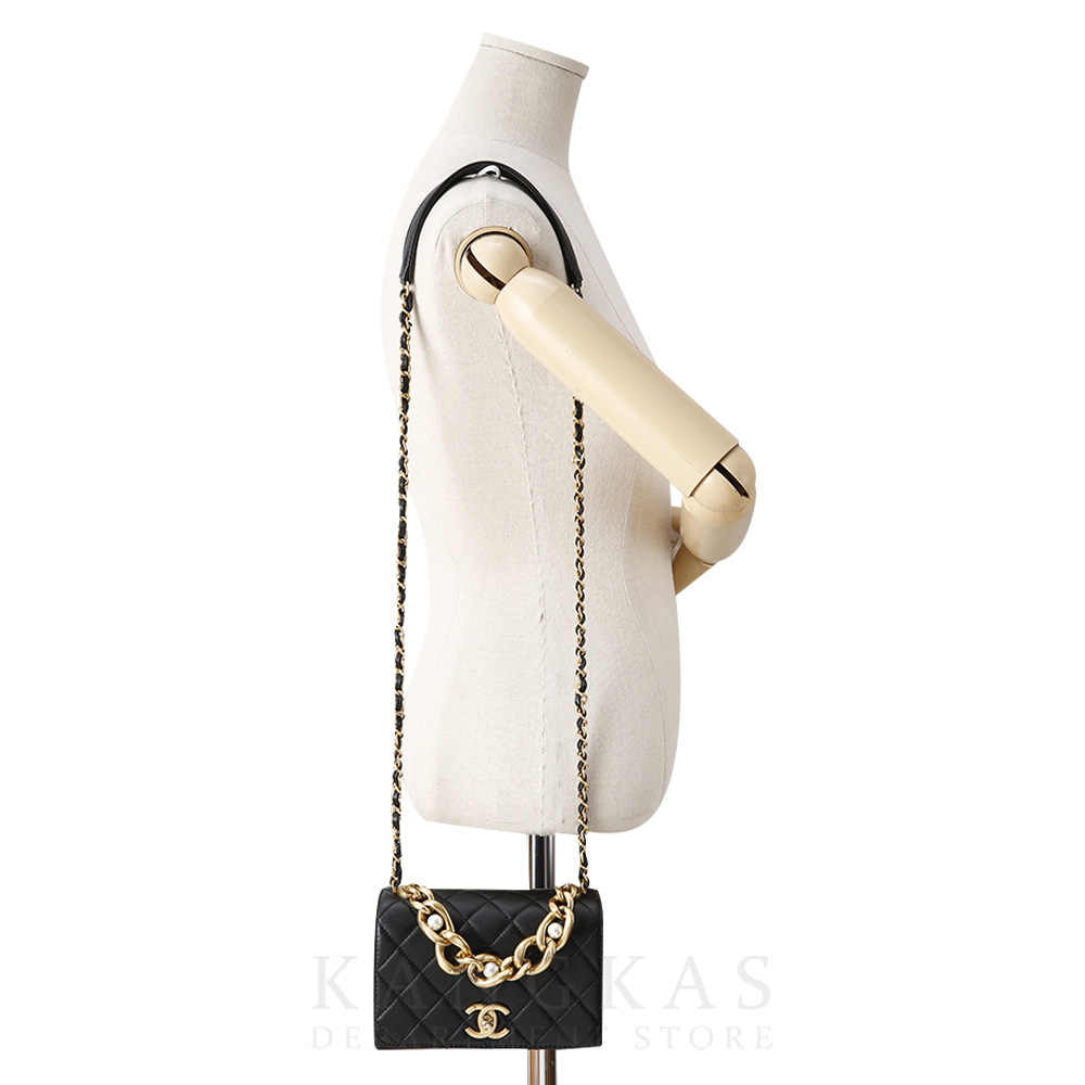 CHANEL(USED)샤넬 시즌 트리플 펄 미니 플랩백