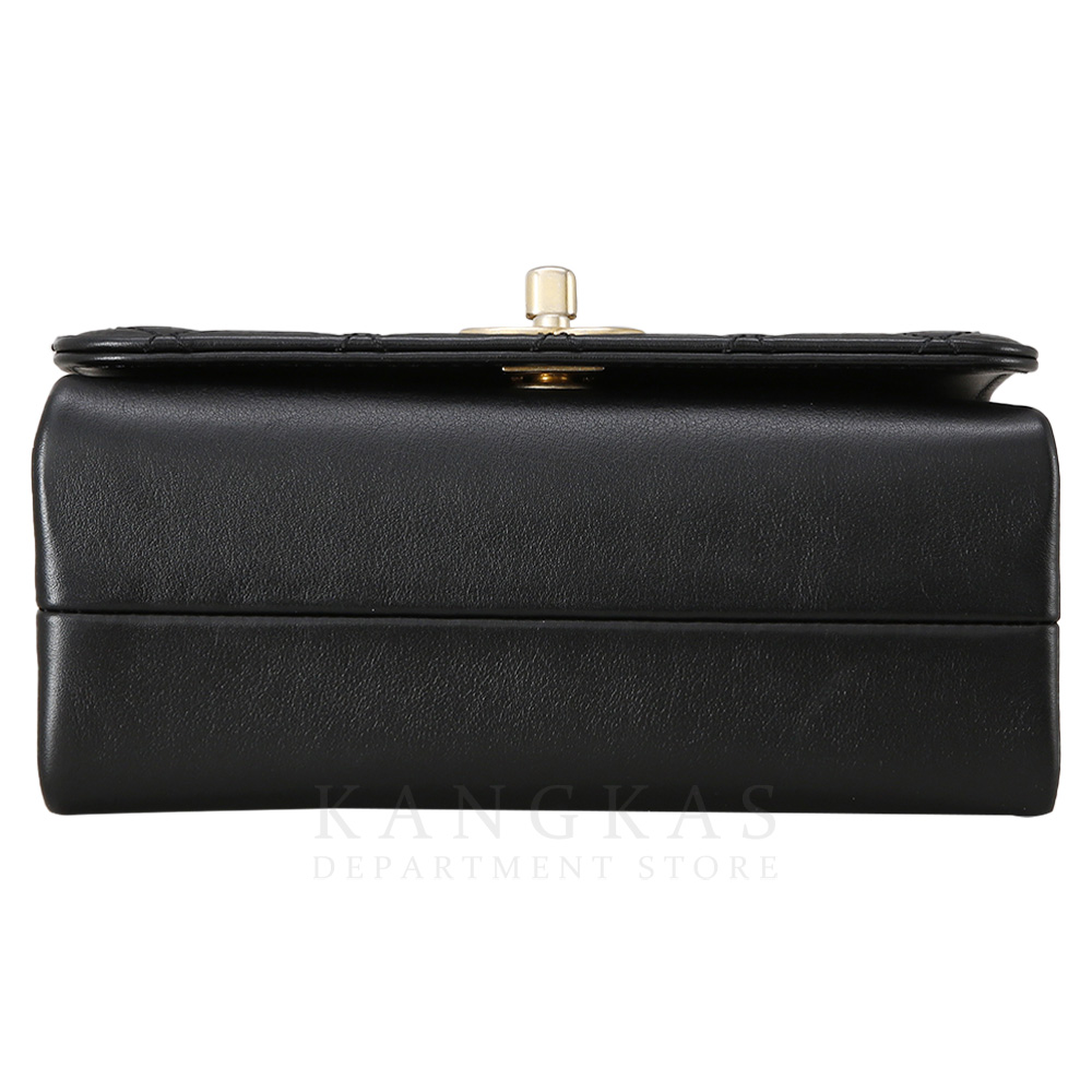CHANEL(USED)샤넬 시즌 트리플 펄 미니 플랩백