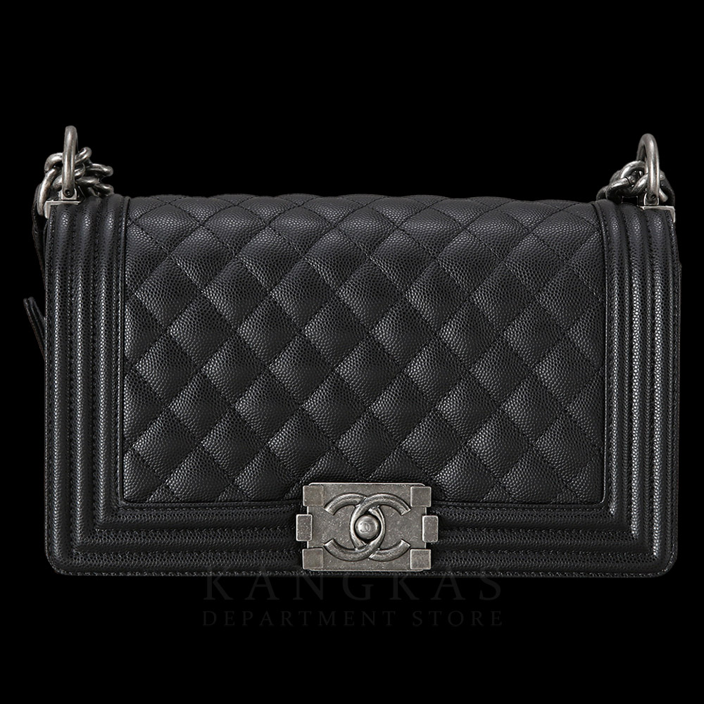 CHANEL(NEW)샤넬 보이샤넬 캐비어 미듐 (새상품) NEW PRODUCT