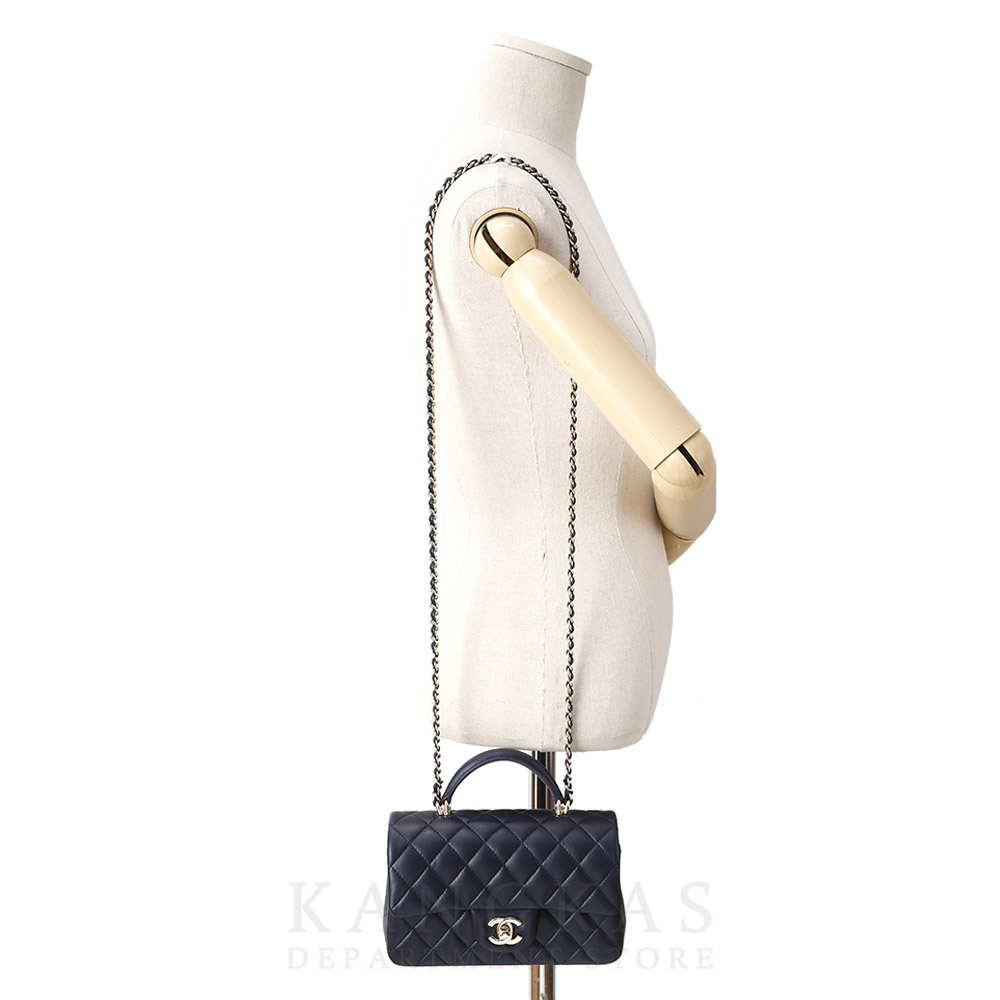 CHANEL(USED)샤넬 클래식 뉴미니 탑 핸들백