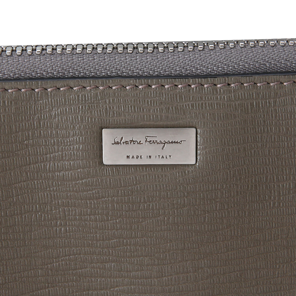 FERRAGAMO(USED)페레가모 레더 클러치