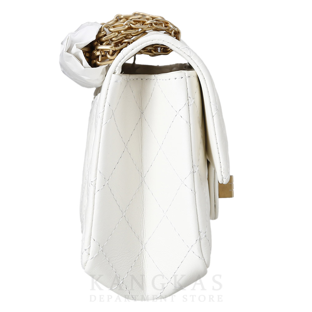 CHANEL(NEW)샤넬 2.55 빈티지 미니 화이트 금장 (새상품) NEW PRODUCT